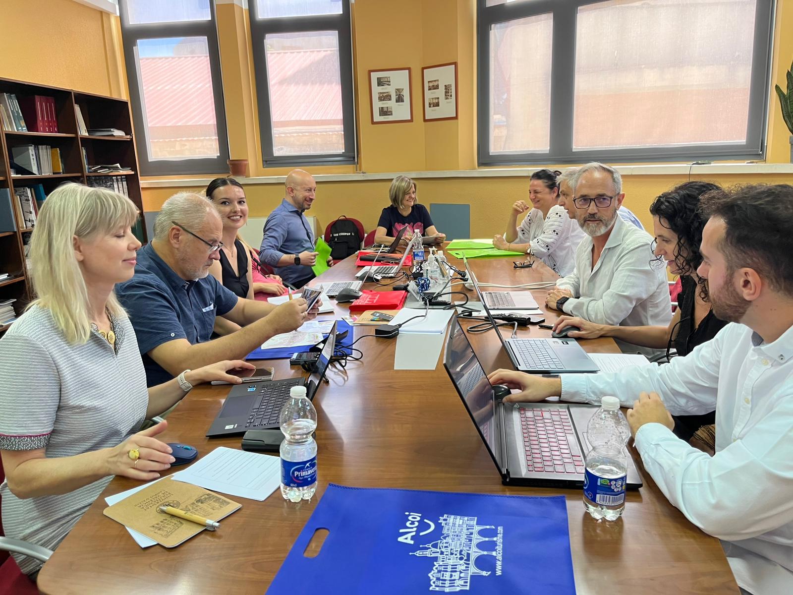 WhatsApp Image 2025-09-25 at 17.21.11 (1)